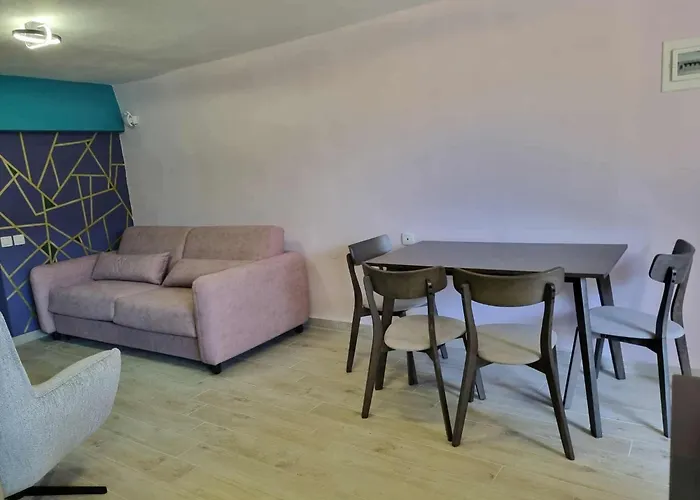 Apartment Arcobaleno Seaside Escape *