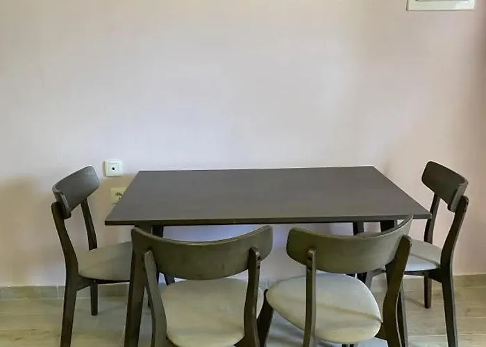 Arcobaleno Seaside Escape Apartment