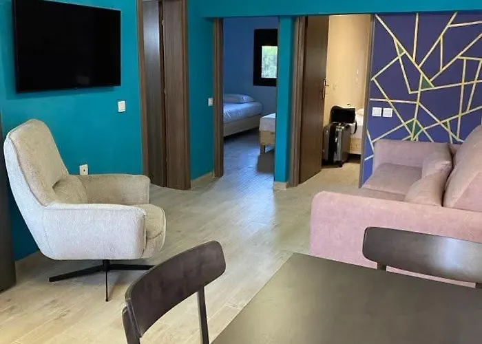 Arcobaleno Seaside Escape Apartment