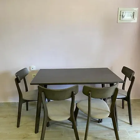 Arcobaleno Seaside Escape Apartment